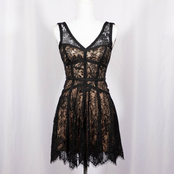 bebe Dresses & Skirts - BEBE Lace Dress Size 0